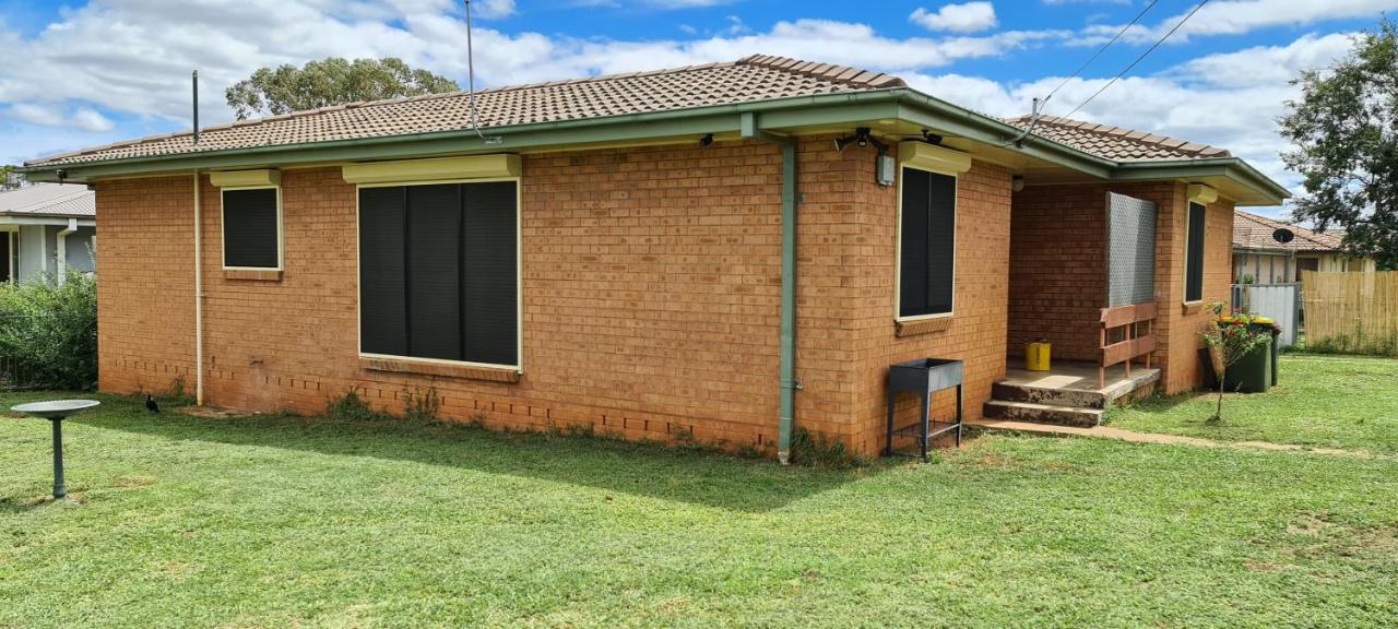 Vila Kubo House Dubbo Exteriér fotografie